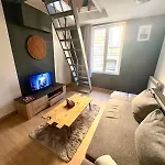 Jolie Duplex - Grand Place - Hyper Centre-netflix *