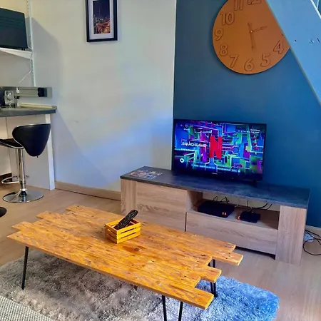 Jolie Duplex - Grand Place - Hyper Centre-netflix Apartment Arras
