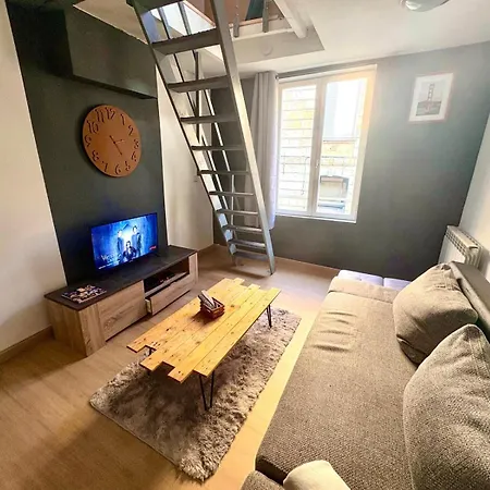 Jolie Duplex - Grand Place - Hyper Centre-netflix *